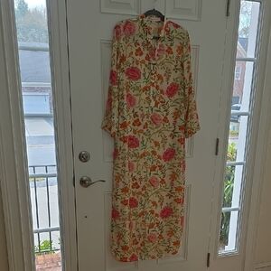Verandah Floral Midi Dress.  Size Small. NWT